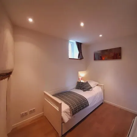 Grand Confort Au Coeur De Daire